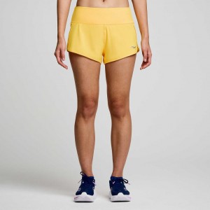 Yellow Women's Saucony Outpace 2.5" Split Shorts | MALAYSIA-RZKA